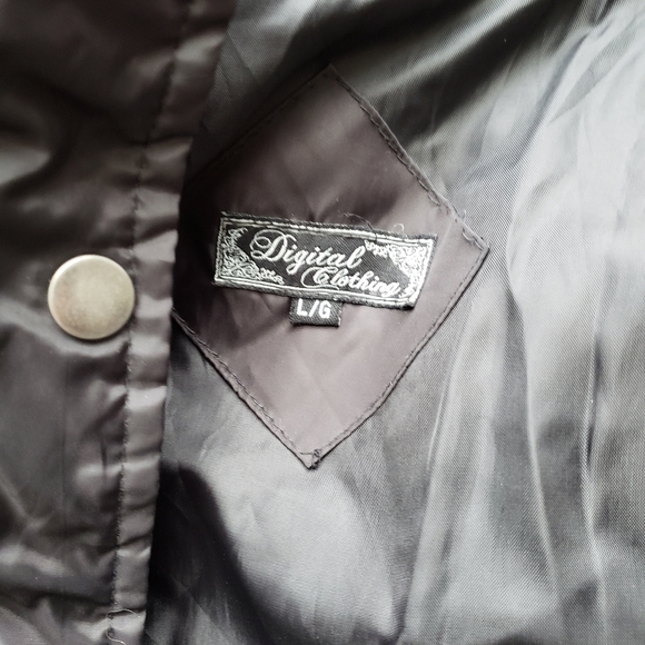 2 for $40 - Winter coat - Picture 3 of 8